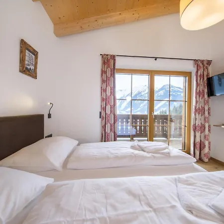 Chalet By The Skiing Area In Neukirchen With Sauna Neukirchen am Grossvenediger