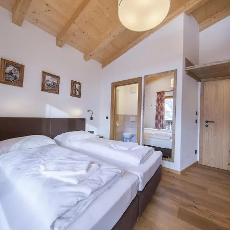 Chalet Chalet By The Skiing Area In Neukirchen With Sauna *