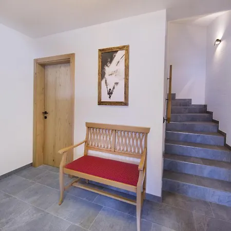 Chalet Chalet By The Skiing Area In Neukirchen With Sauna Neukirchen am Grossvenediger